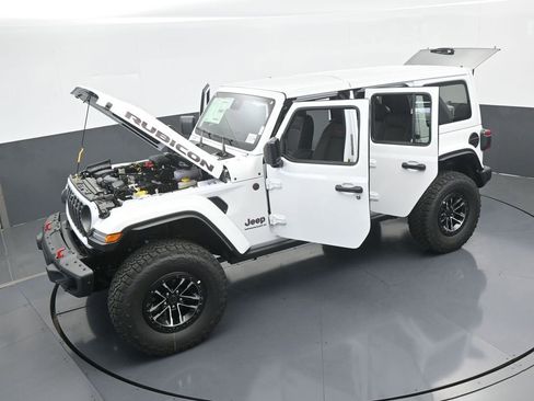 Used 2025 Jeep Wrangler Unlimited Rubicon image 64