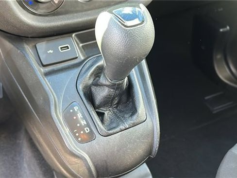 Used 2022 RAM ProMaster City Tradesman w/ Window Group 04 image 17