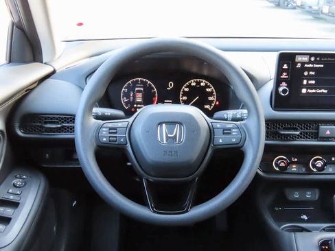 New 2026 Honda HR-V LX image 18