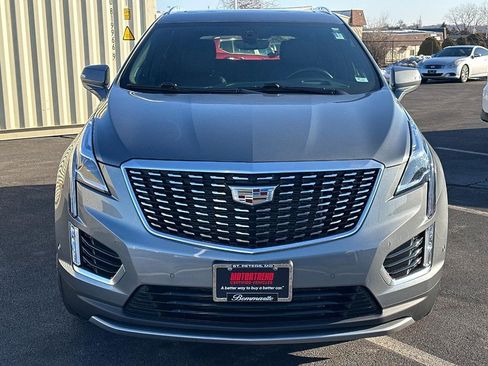 Used 2022 Cadillac XT5 Premium Luxury w/ Technology Package image 2