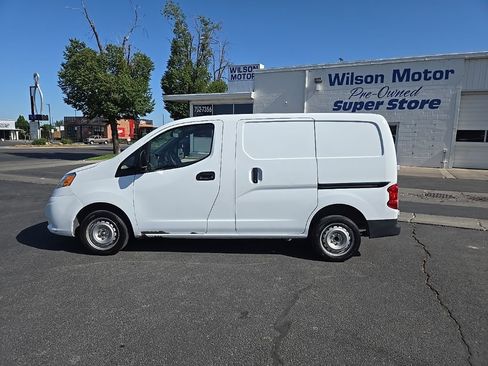 Used 2021 Nissan NV200 S w/ Back Door Glass Package image 8