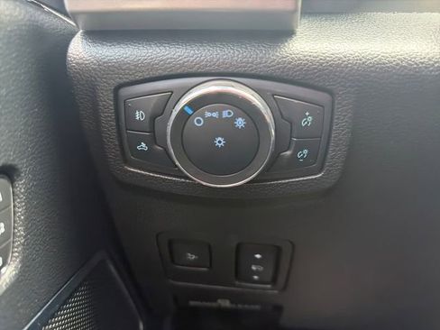 Used 2020 Ford F250 Lariat w/ Lariat Ultimate Package AWD/4WD image 21