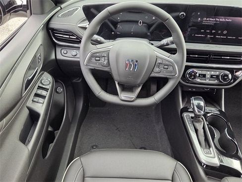 New 2026 Buick Envista Sport Touring w/ Studio Series image 11