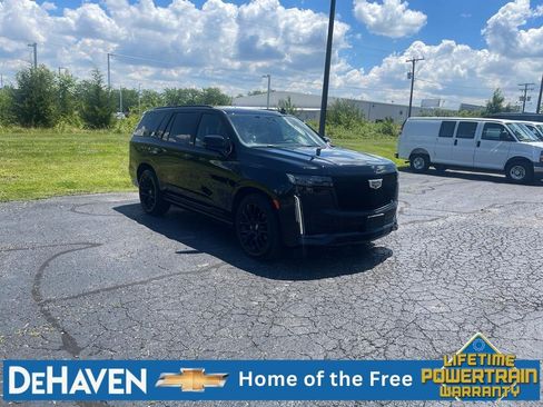 Used 2022 Cadillac Escalade Sport Platinum AWD/4WD image 18
