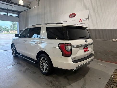 Used 2018 Ford Expedition Limited w/ Equipment Group 301A AWD/4WD image 6