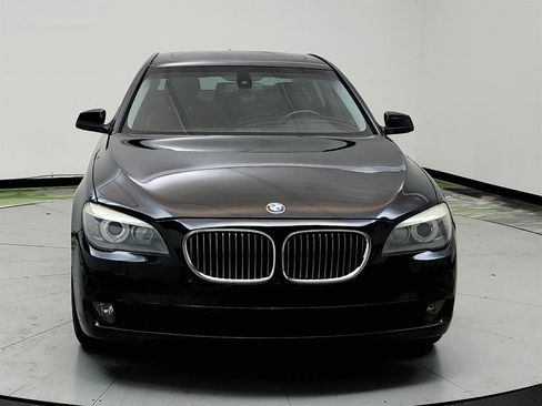 Used 2012 BMW 740i RWD image 2