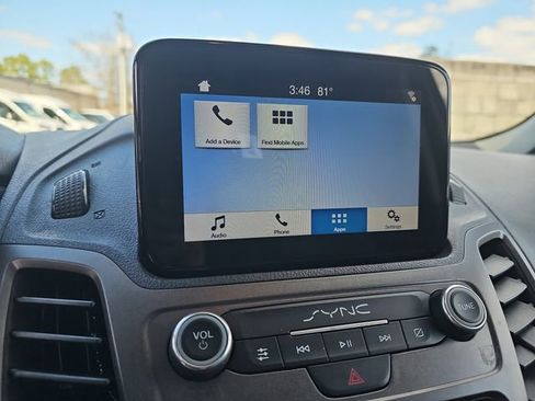 Used 2020 Ford Transit Connect XL image 24