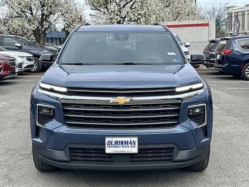 Used 2025 Chevrolet Traverse LT image 6