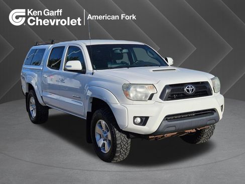 Used 2013 Toyota Tacoma 4x4 Double Cab w/ TRD Sport Pkg image 1