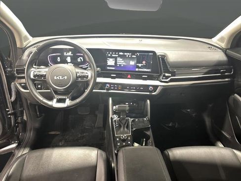 Certified 2024 Kia Sportage EX image 5