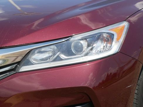Used 2016 Honda Accord EX-L image 10