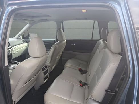Used 2021 Honda Pilot Special Edition image 11