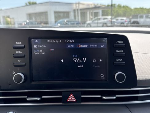 Used 2023 Hyundai Elantra Blue FWD image 23