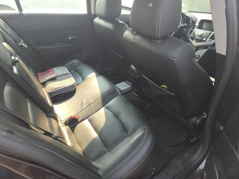 Used 2015 Chevrolet Cruze LTZ FWD image 3