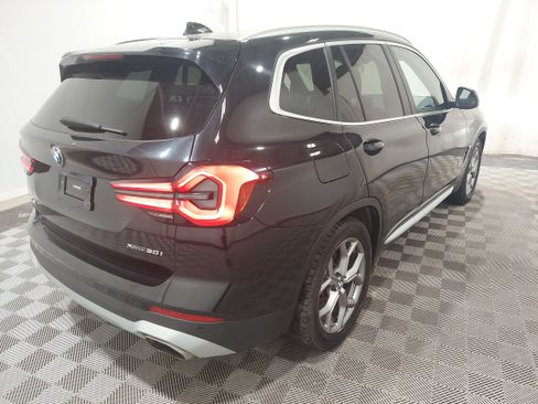 Used 2023 BMW X3 xDrive30i AWD/4WD image 3
