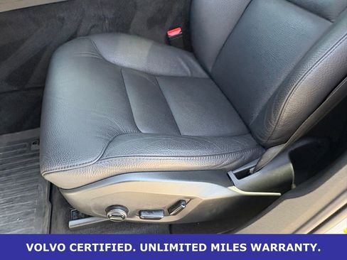 Certified 2023 Volvo XC60 B5 Plus w/ Climate Package AWD/4WD image 29