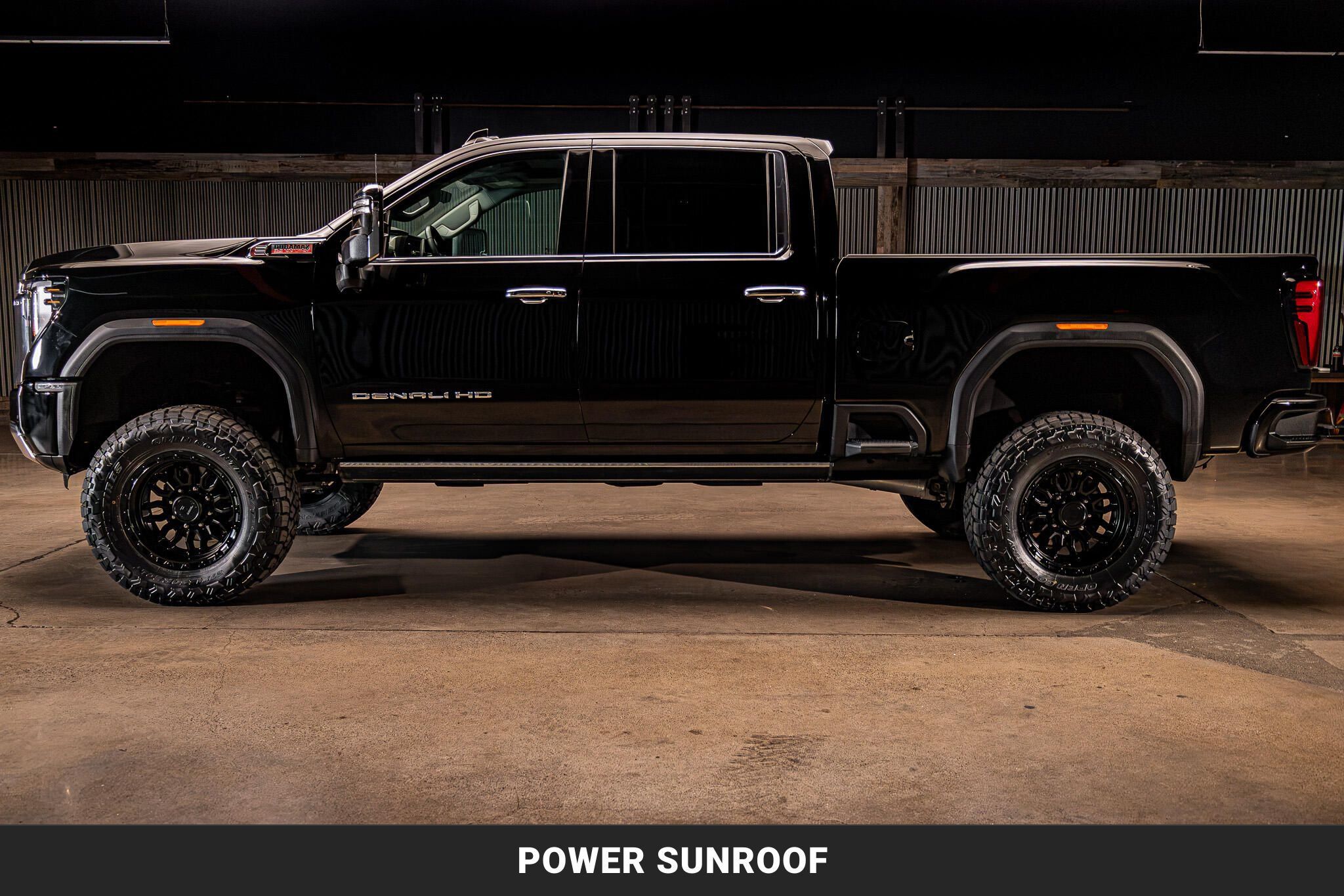 Used 2026 GMC Sierra 3500 Denali w/ Denali Reserve Package AWD/4WD image 6
