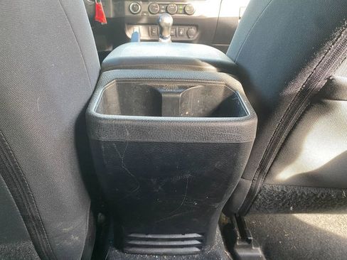 Used 2021 Toyota Tacoma TRD Off-Road w/ Technology Package image 25