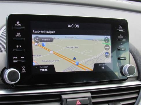 Used 2021 Honda Accord Touring image 13