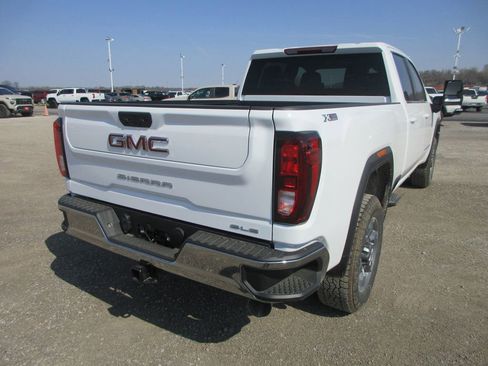 New 2026 GMC Sierra 2500 SLE w/ SLE Value Package; AWD/4WD image 5
