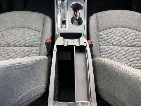 Used 2020 Chevrolet Equinox LT image 17