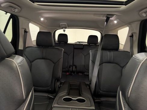 Used 2024 Honda Pilot Elite image 20