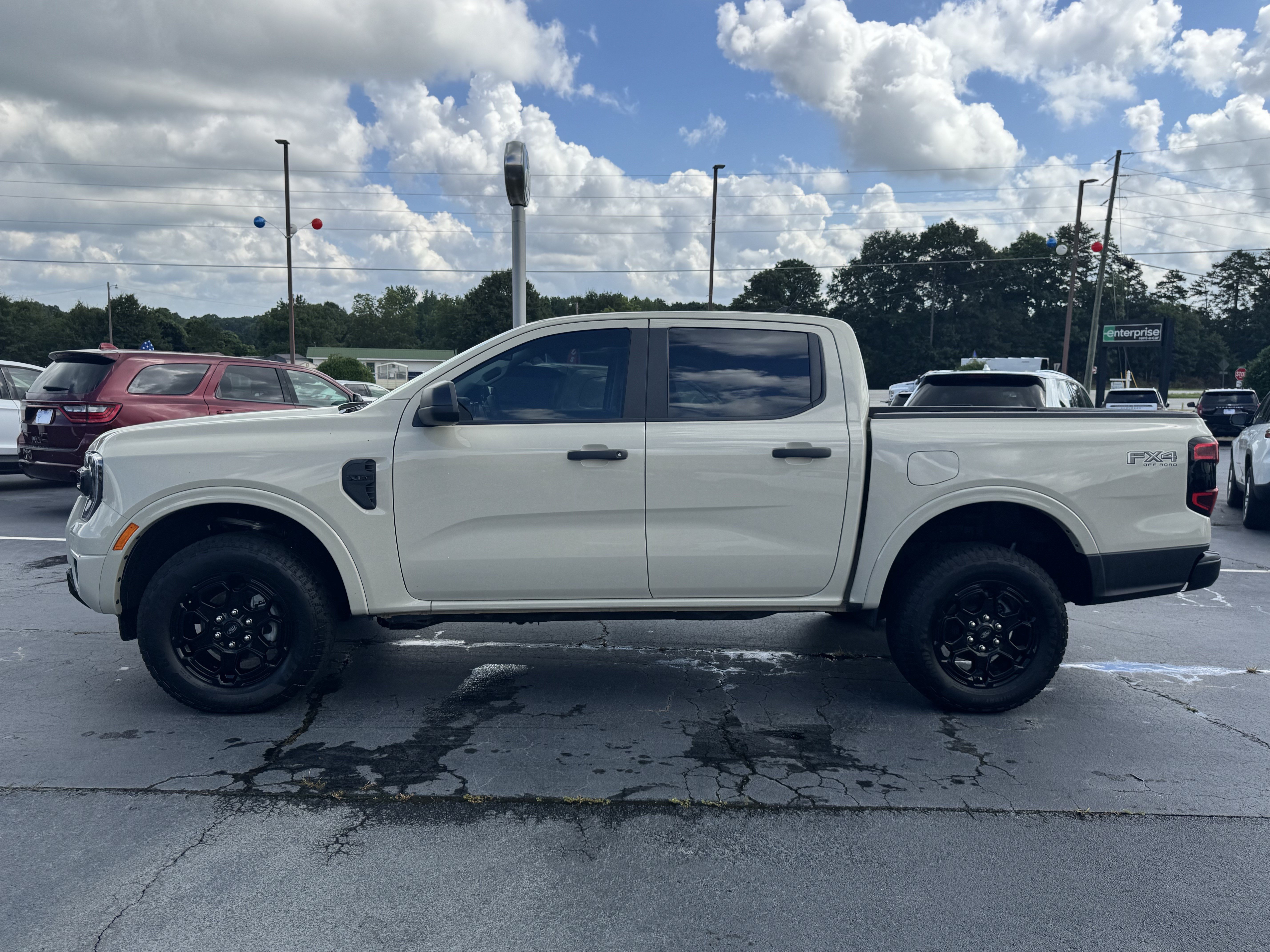 Used 2025 Ford Ranger XLT w/ Equipment Group 301A High AWD/4WD image 8