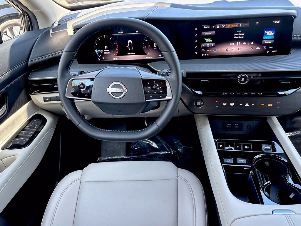Certified 2025 Nissan Murano SV FWD image 24