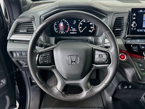 Used 2025 Honda Odyssey Sport-L image 18