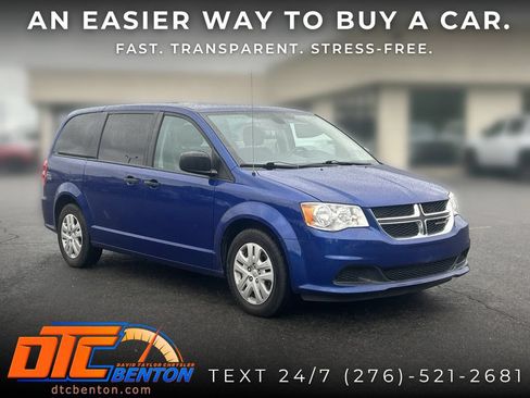 Used 2019 Dodge Grand Caravan SE w/ UConnect Hands-Free Group FWD image 1