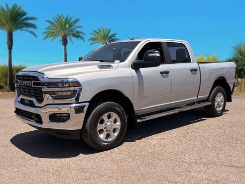 Used 2026 RAM 2500 Big Horn AWD/4WD image 31