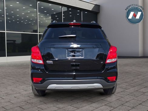 Used 2019 Chevrolet Trax LT w/ LT Convenience Package FWD image 4