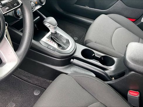 Used 2023 Kia Forte LXS image 18