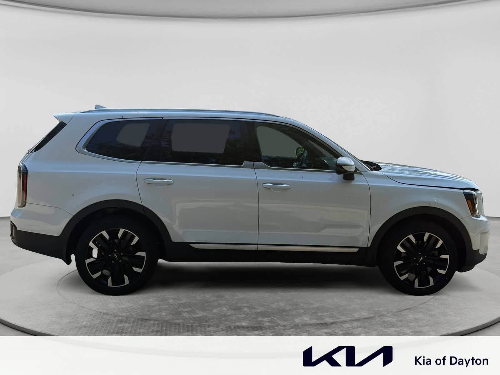Used 2023 Kia Telluride SX FWD image 4