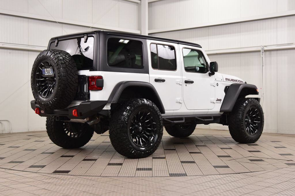 Used 2026 Jeep Wrangler Unlimited Rubicon AWD/4WD image 8