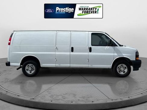 Used 2021 Chevrolet Express 2500 Extended w/ Driver Convenience Package RWD image 3