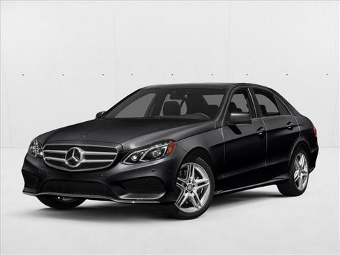 Certified 2016 Mercedes-Benz E 350 4MATIC Sedan image 1