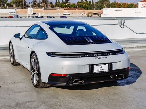 Used 2025 Porsche 911 Carrera image 6