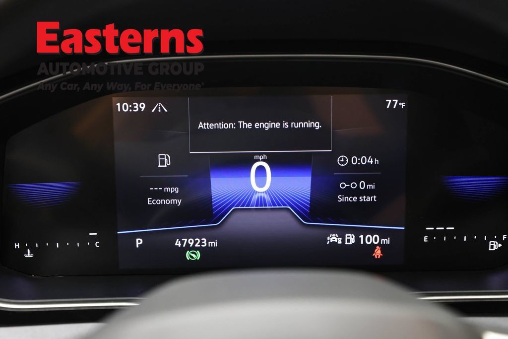 Used 2025 Volkswagen Jetta SE FWD image 17
