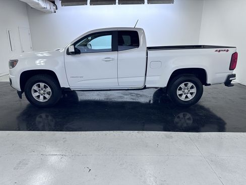 Used 2017 Chevrolet Colorado W/T w/ WT Convenience Package AWD/4WD image 10