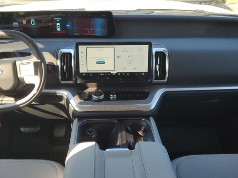 New 2025 Ford Expedition Max Platinum w/ Platinum Ultimate Package image 14