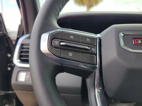 New 2026 GMC Acadia Elevation image 14