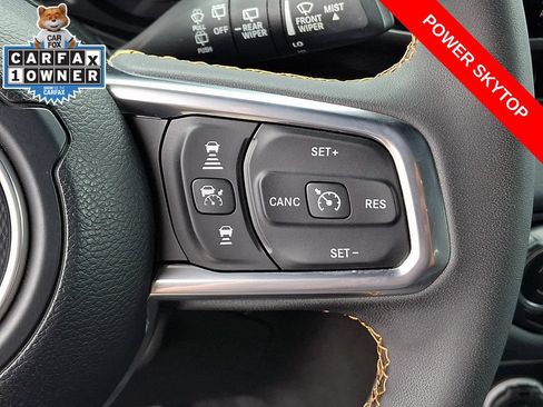 Used 2024 Jeep Wrangler Unlimited Sahara w/ Technology Group AWD/4WD image 22