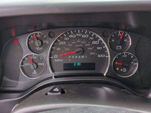 New 2026 Chevrolet Express 2500 w/ Driver Convenience Package RWD image 13