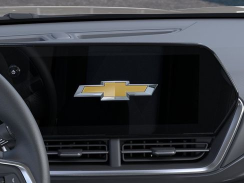 New 2026 Chevrolet Trax ACTIV w/ Driver Confidence Package FWD image 47