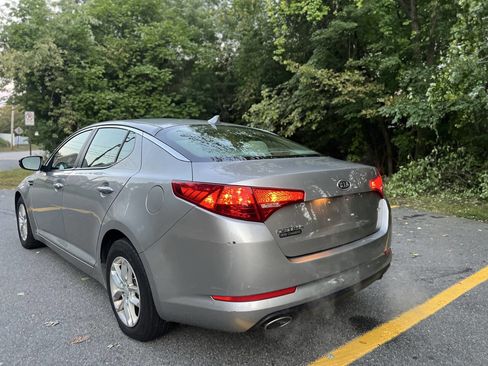 Used 2012 Kia Optima LX w/ Convenience Pkg image 6
