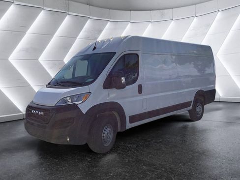 Used 2025 RAM ProMaster 3500 w/ Convenience Group image 3