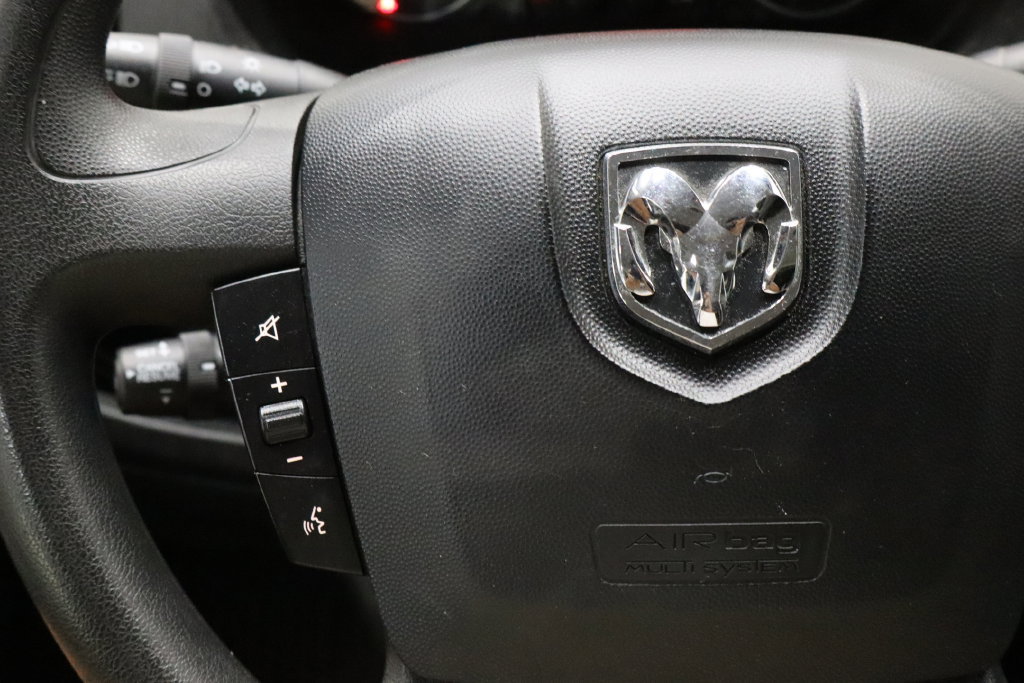 Used 2019 RAM ProMaster 3500 w/ Premium Appearance Group FWD image 8