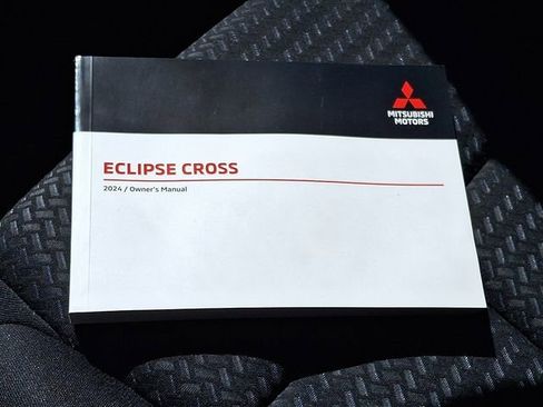 Used 2024 Mitsubishi Eclipse Cross LE AWD/4WD image 27