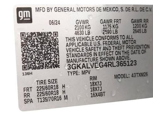 Used 2024 GMC Terrain SLT image 19